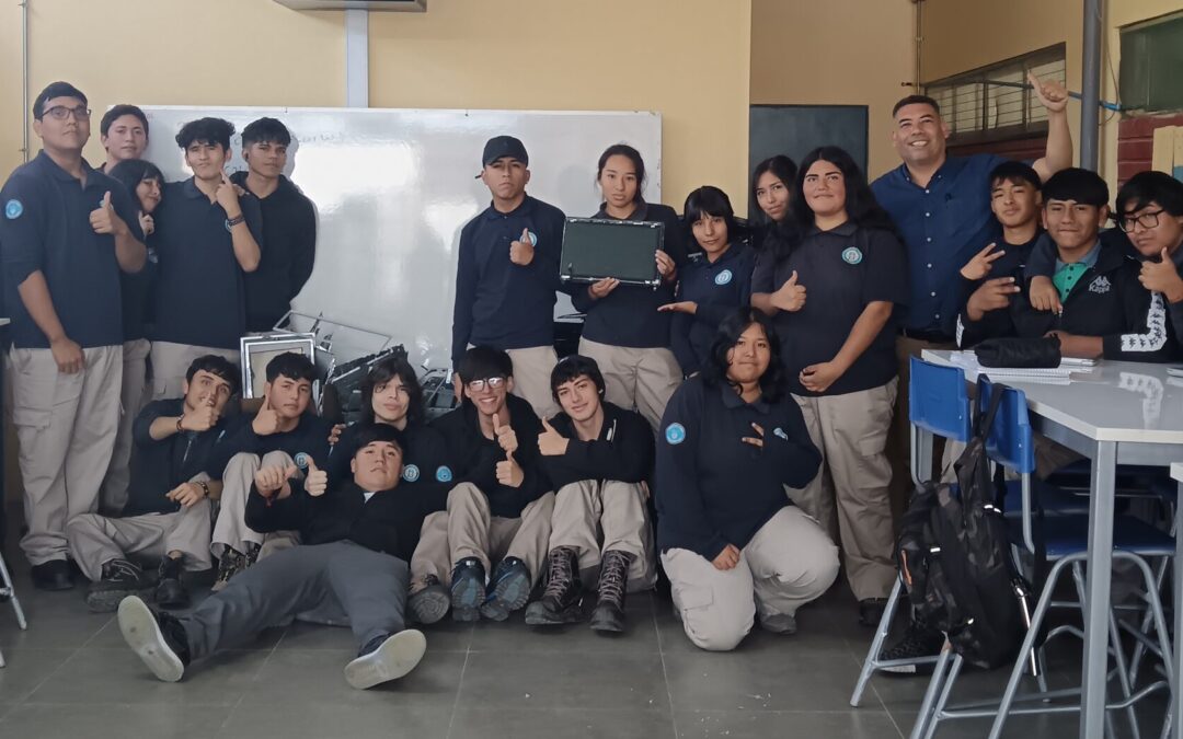 Proyecto de Reciclaje Tecnológico en la Especialidad de Conectividad y Redes