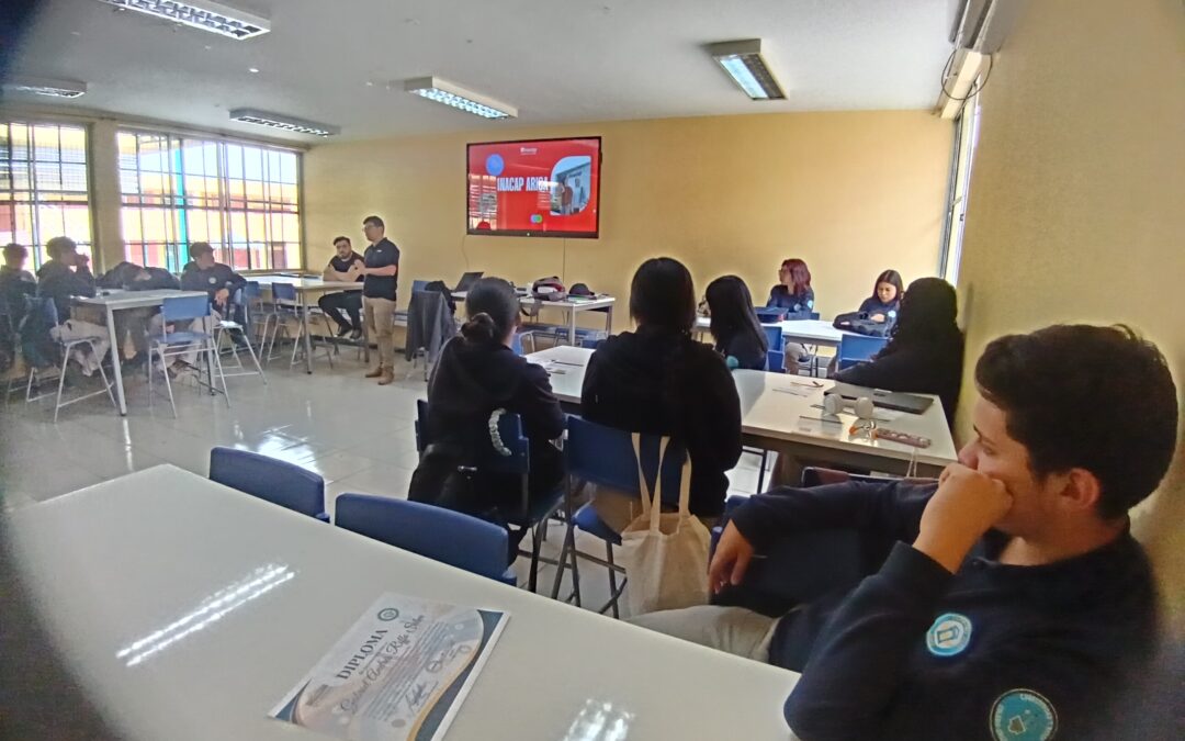 Charla sobre Carreras Idóneas para la Especialidad de Conectividad y Redes