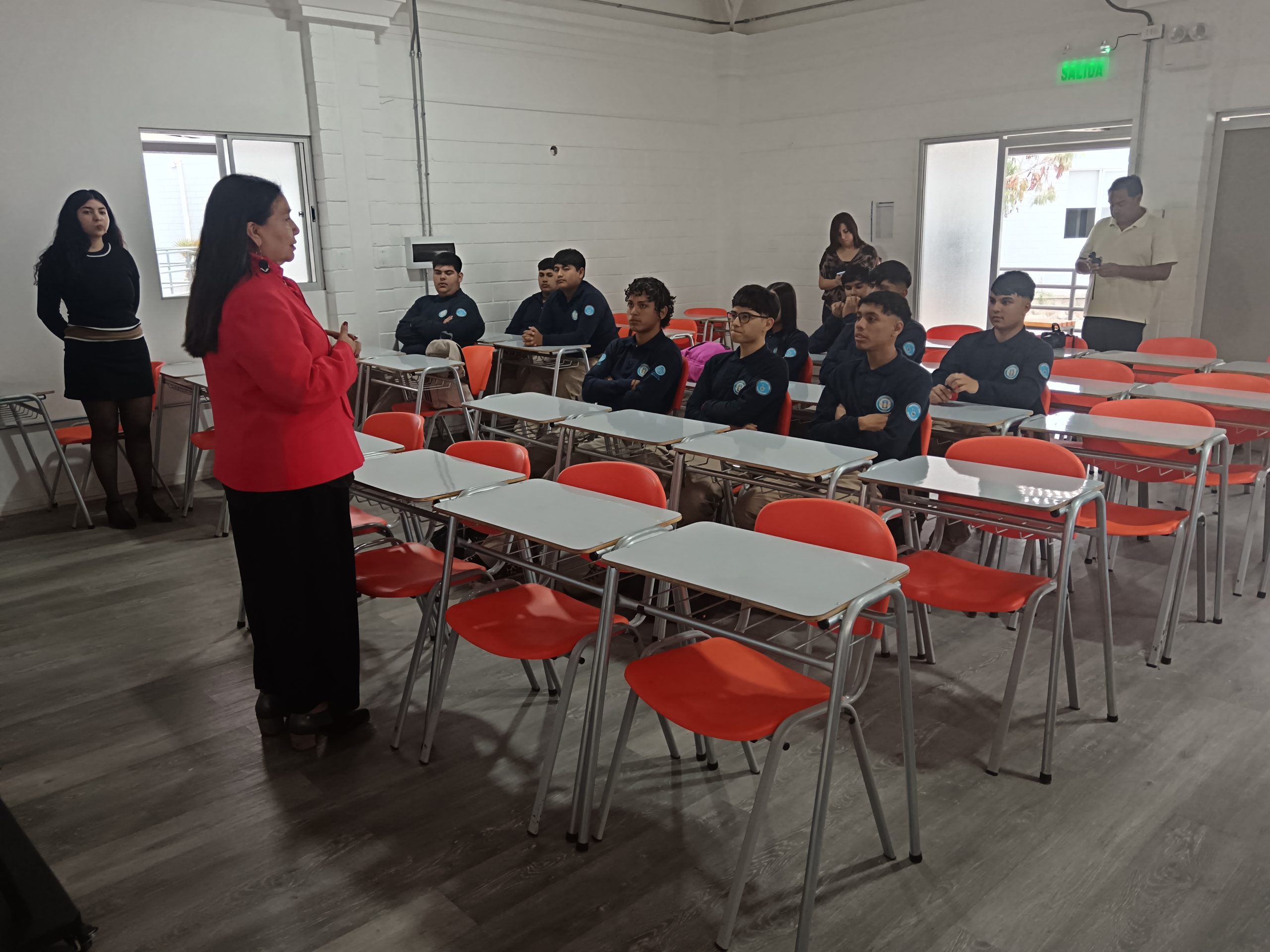Estudiantes de 4° Medio TP participan en programa de formación por alternancia junto al CFT Estatal